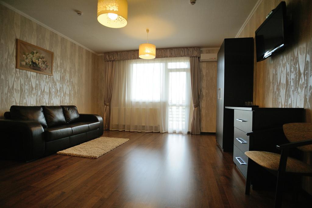 Hotel Vulyk Duliby Екстериор снимка