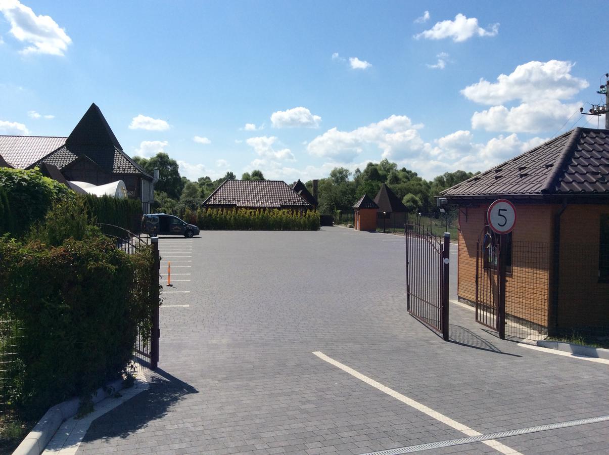 Hotel Vulyk Duliby Екстериор снимка